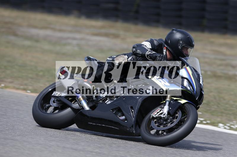 /37 09.08.2026  Pluess Motosport ADR/Freies Fahren/15